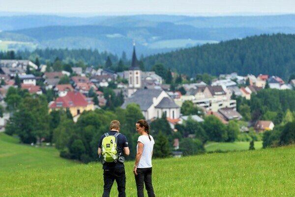  Bildnachweis: Mit freundlicher Genehmigung der Tourist-Information Schnwald